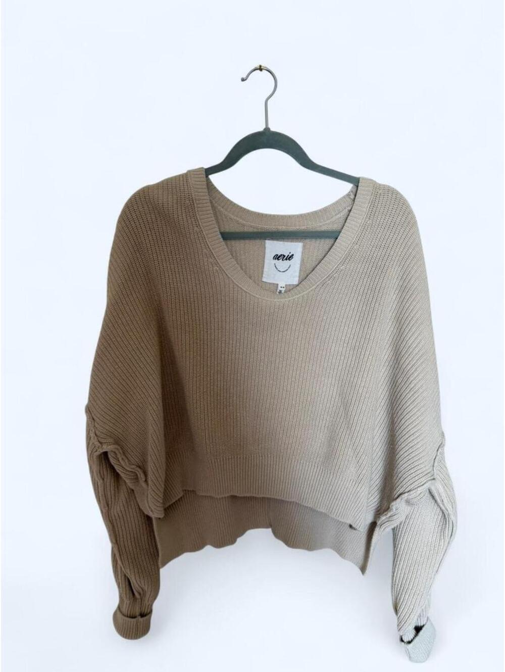 Aerie tan  cropped sweater  #knitwear #boho